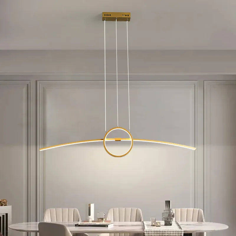 moderne Deckenleuchte für Esstisch, gold