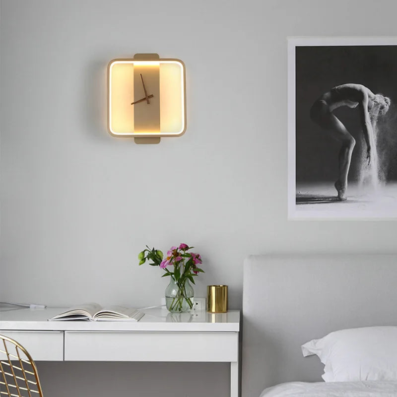 led Uhr viereckig, modern, gold