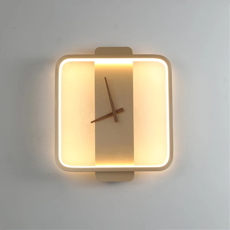 moderne Uhr gold