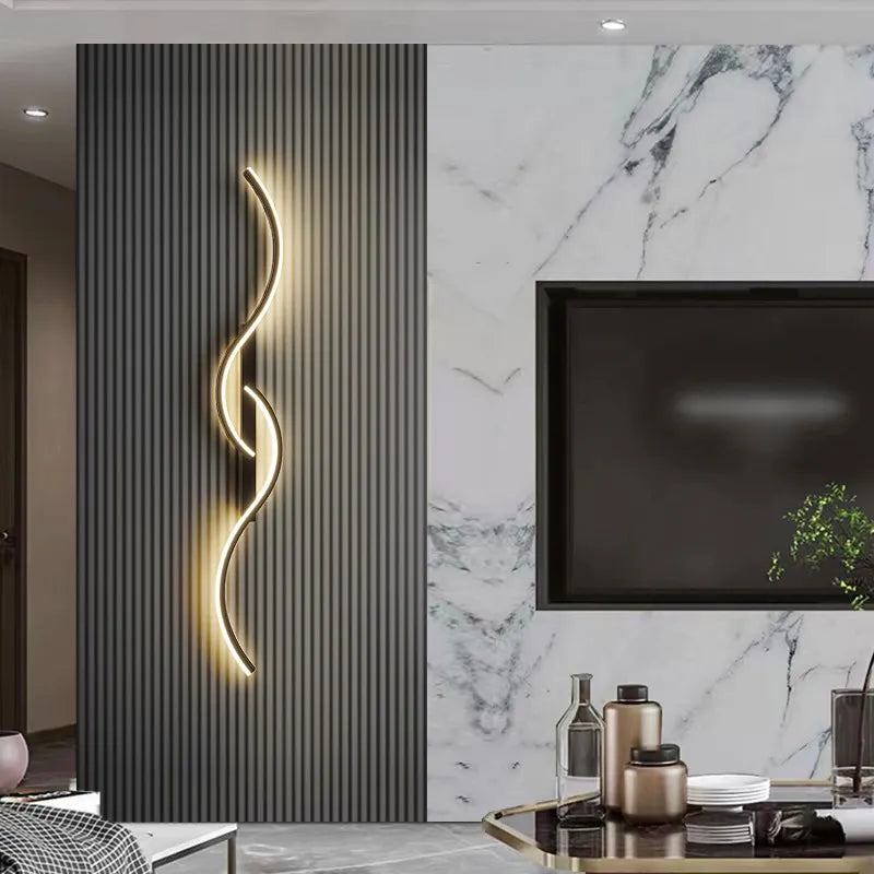 Elegante Wandlampe, dimmbare LED Leuchte, Ausgefallene Wohnzimmerlampe in schwarz