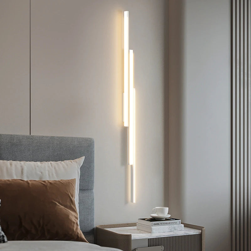 Ausgefallne Wandlampe Wohnzimmer. LED Wohnzimmer leuchte in weiß. Wandleuchten. 