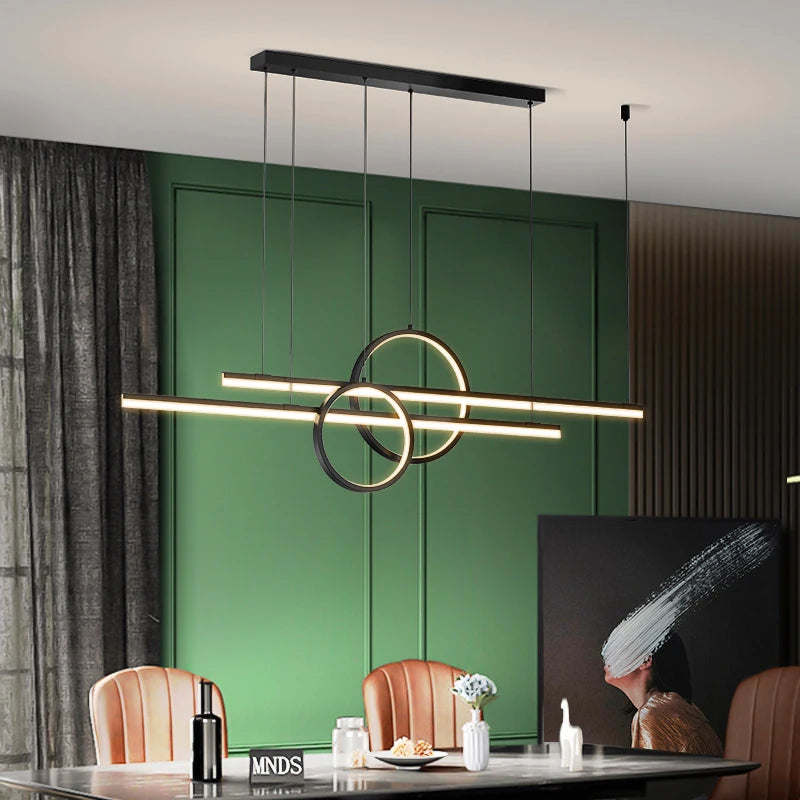 elegante luxus Deckenlampe fürs Esszimmer in schwarz, hängend
