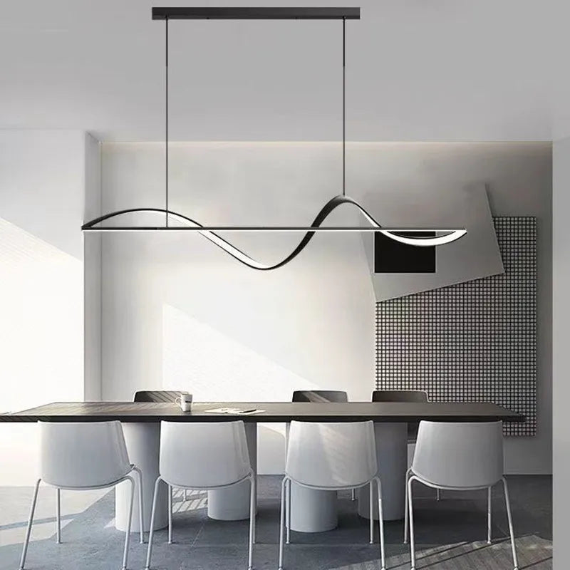 Elegante Deckenleuchte für das Esszimmer. LED Leuchte